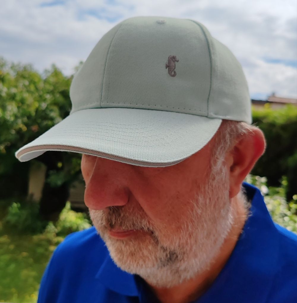 Casquette Bleu ciel Brodée...